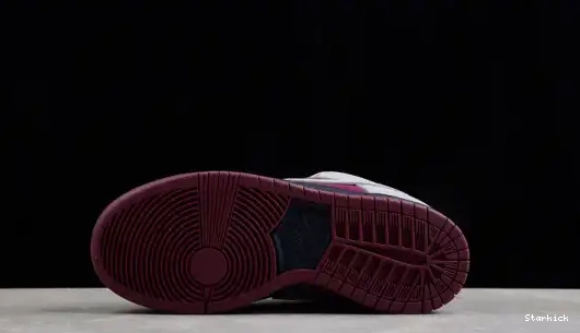 Grey True SB Low Atmosphere Berry BQ6817-001 Nike Dunk 0519
